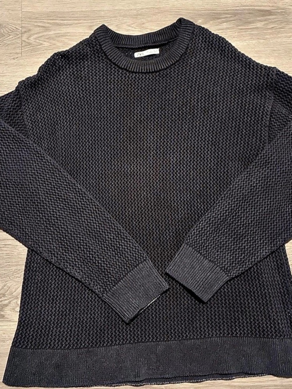 Zara Textured Knit Crewneck Black Size Medium Like New